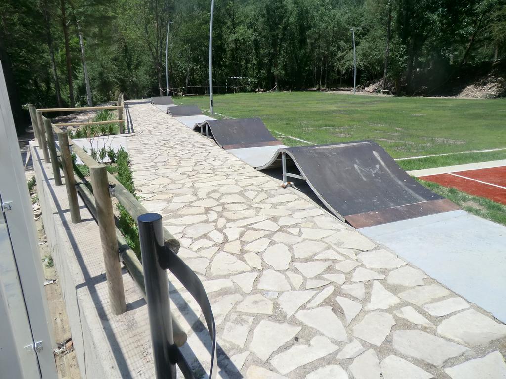 Camping L'Espelt La Pobla de Lillet Exterior foto