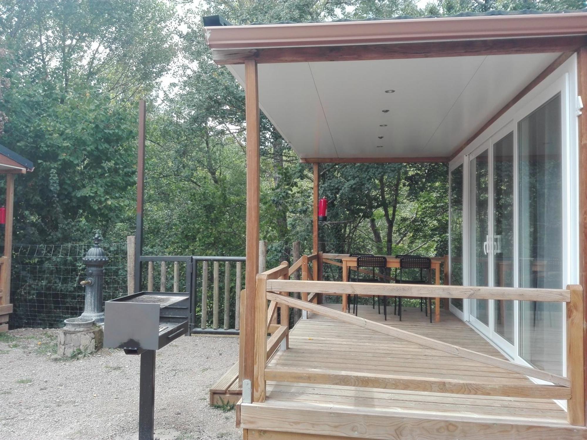Camping L'Espelt La Pobla de Lillet Exterior foto