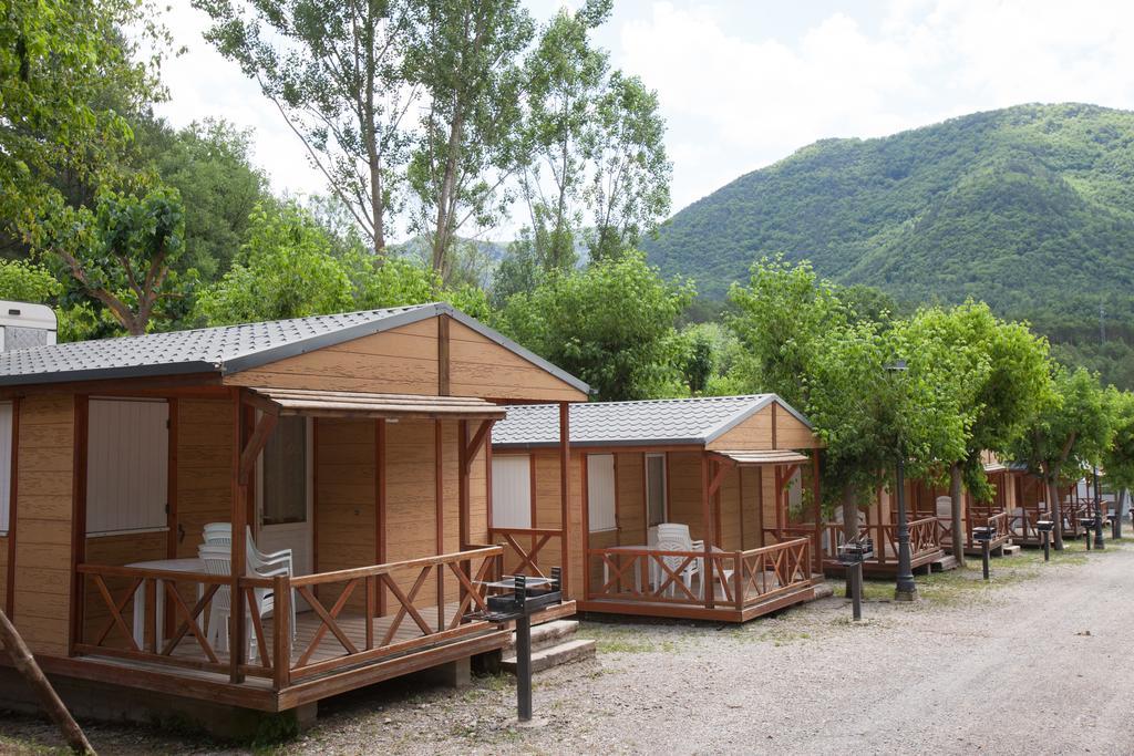 Camping L'Espelt La Pobla de Lillet Zimmer foto